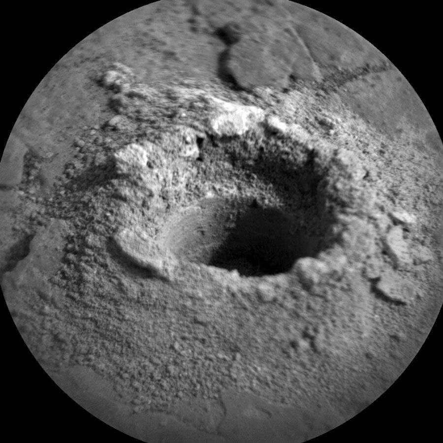 observation of the drill hole on Mars