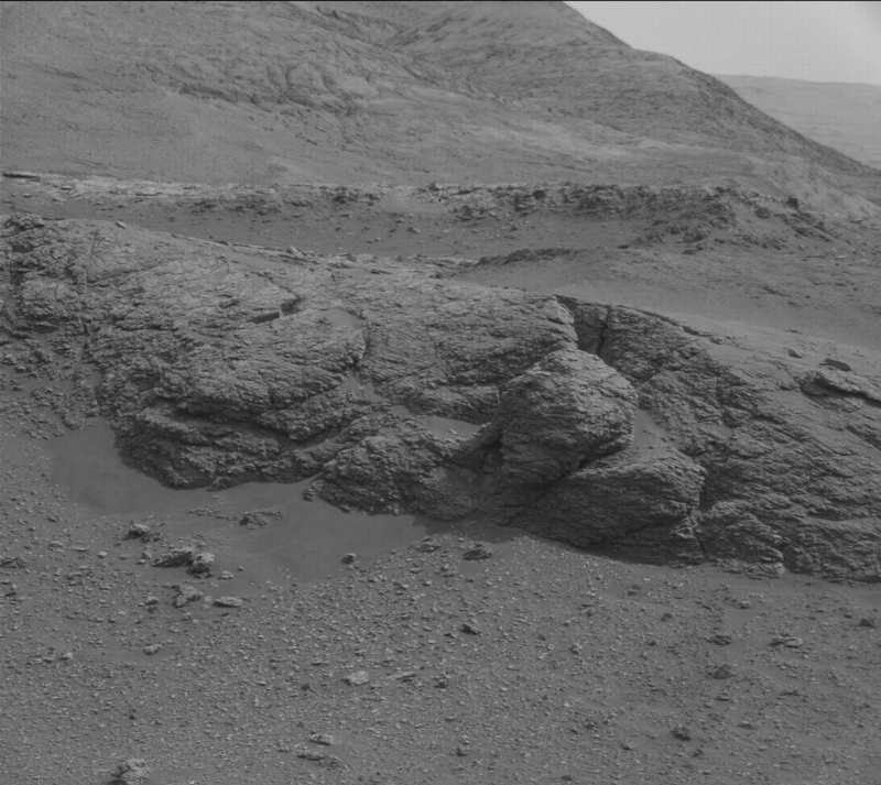 This image was taken by Mast Camera (Mastcam) onboard NASA's Mars rover Curiosity on Sol 2842. Credit: NASA/JPL-Caltech/MSSS. Download image ›