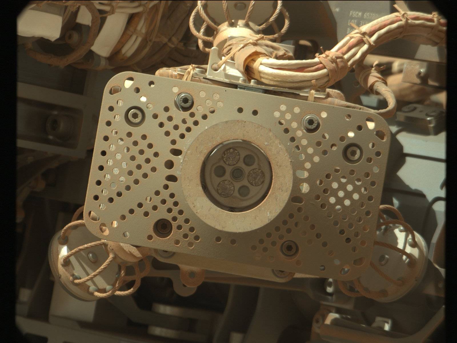 This image was taken by Mast Camera (Mastcam) of the APXS sensor head onboard NASA’s Mars rover Curiosity on Sol 3183.